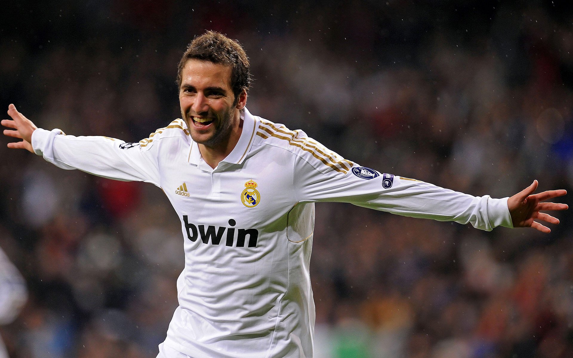 _父母子女争霸：家庭联合竞技挑战赛_，父母参与儿女家庭生活的后果