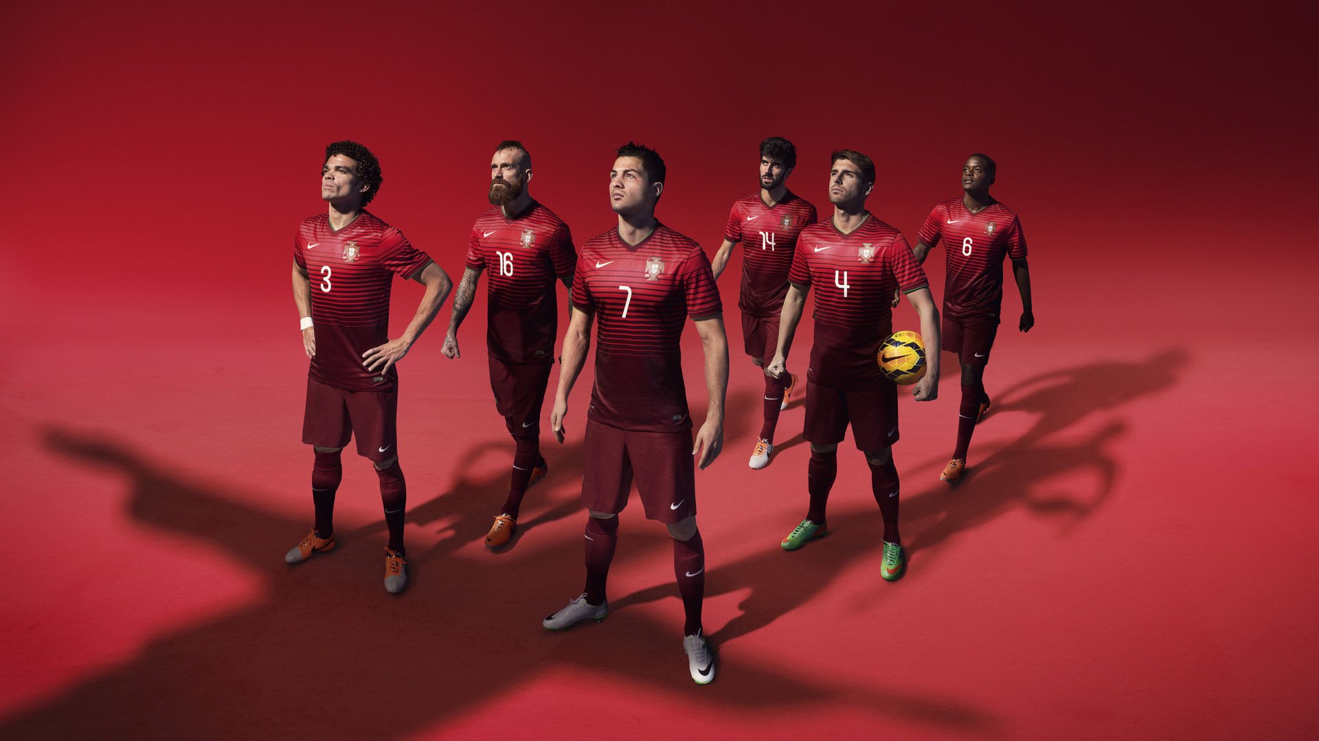 德甲攻势如潮：多变战术引领潮流，德甲对抗